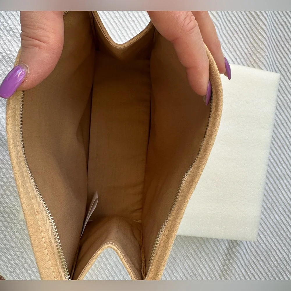 Michael Michael Kors Suede Tan Cosmetic Beauty Zipper Bag 8 1/2” X 6 1/4” X 3”